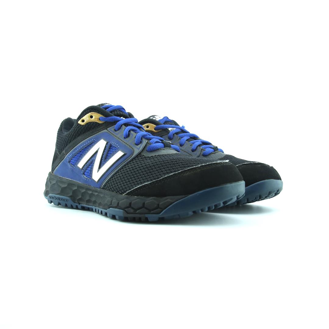 NEW BALANCE FRESH FOAM 3000V4 TURF LOW