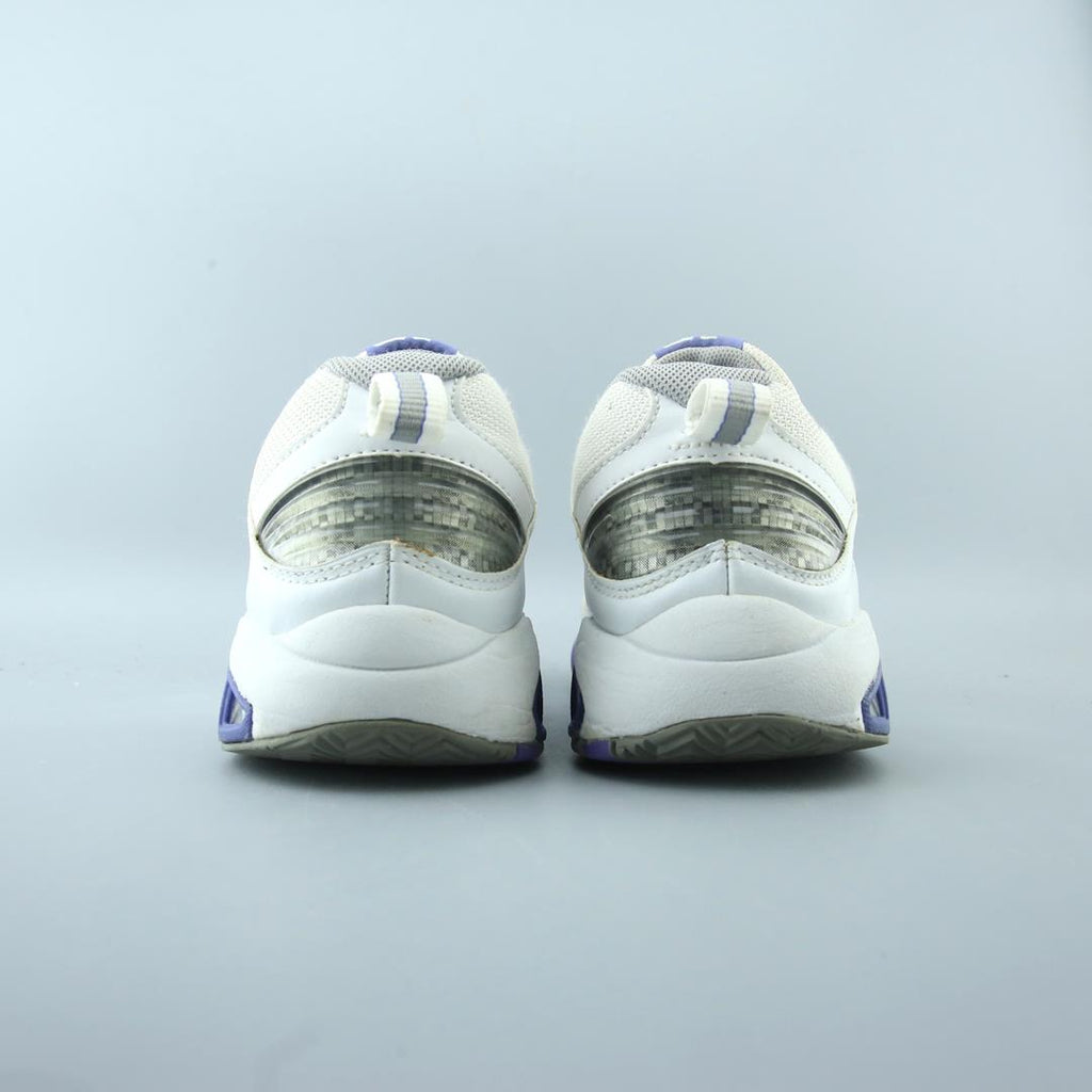 NEW BALANCE 806