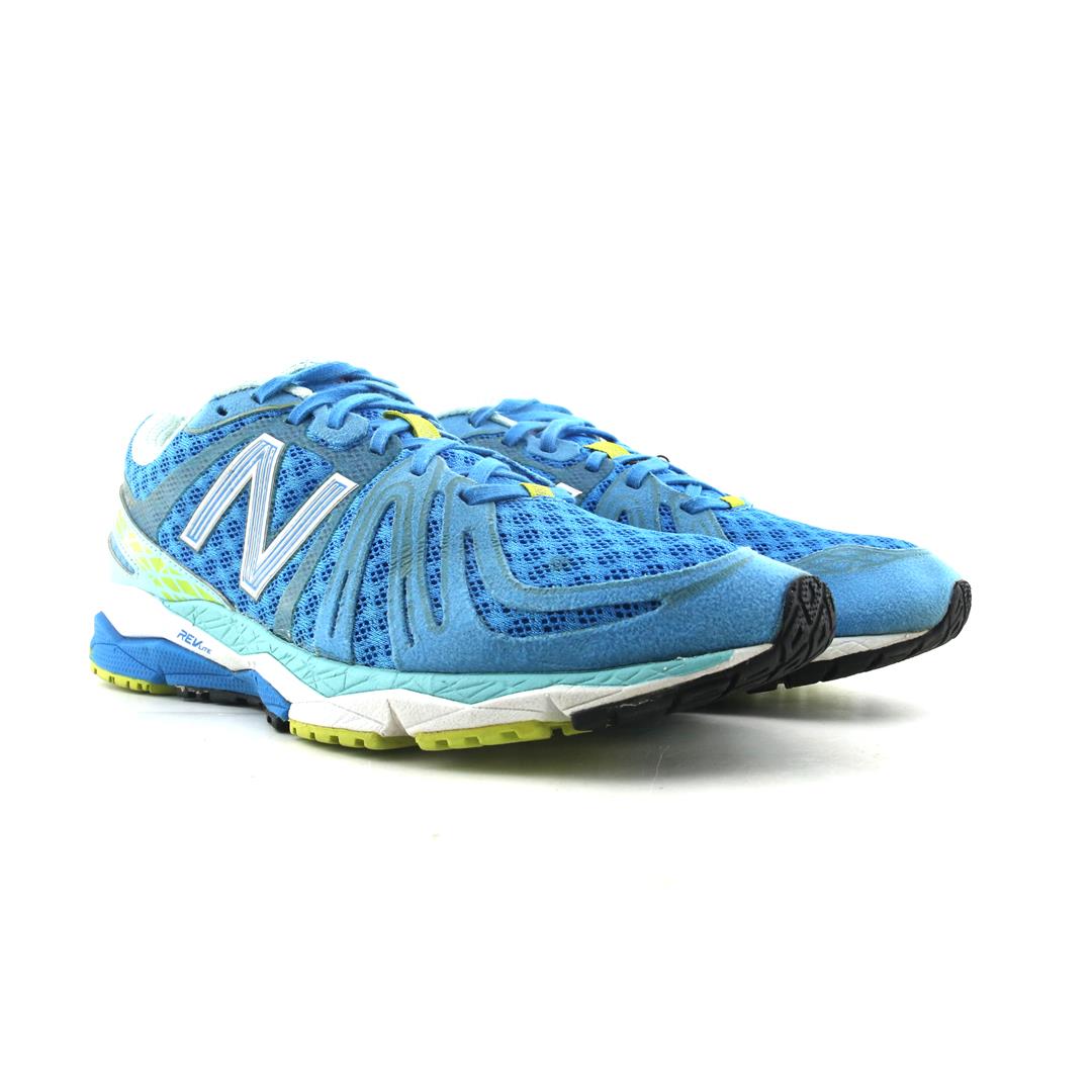 NEW BALANCE 890 V2