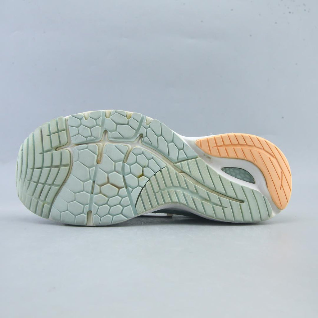 NEW BALANCE  FRESH FOAM 860 V12