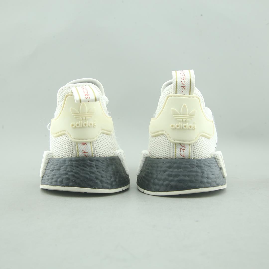 ADIDAS  NMD R1