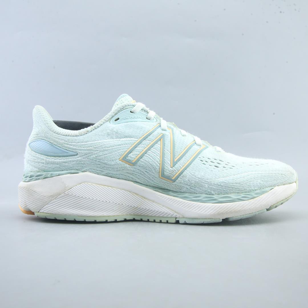 NEW BALANCE  FRESH FOAM 860 V12