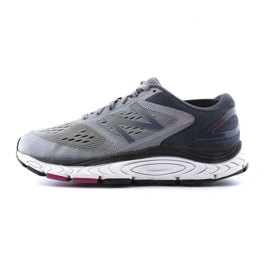 NEW BALANCE 840V4