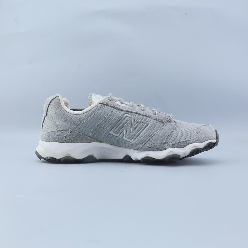 NEW BALANCE 661