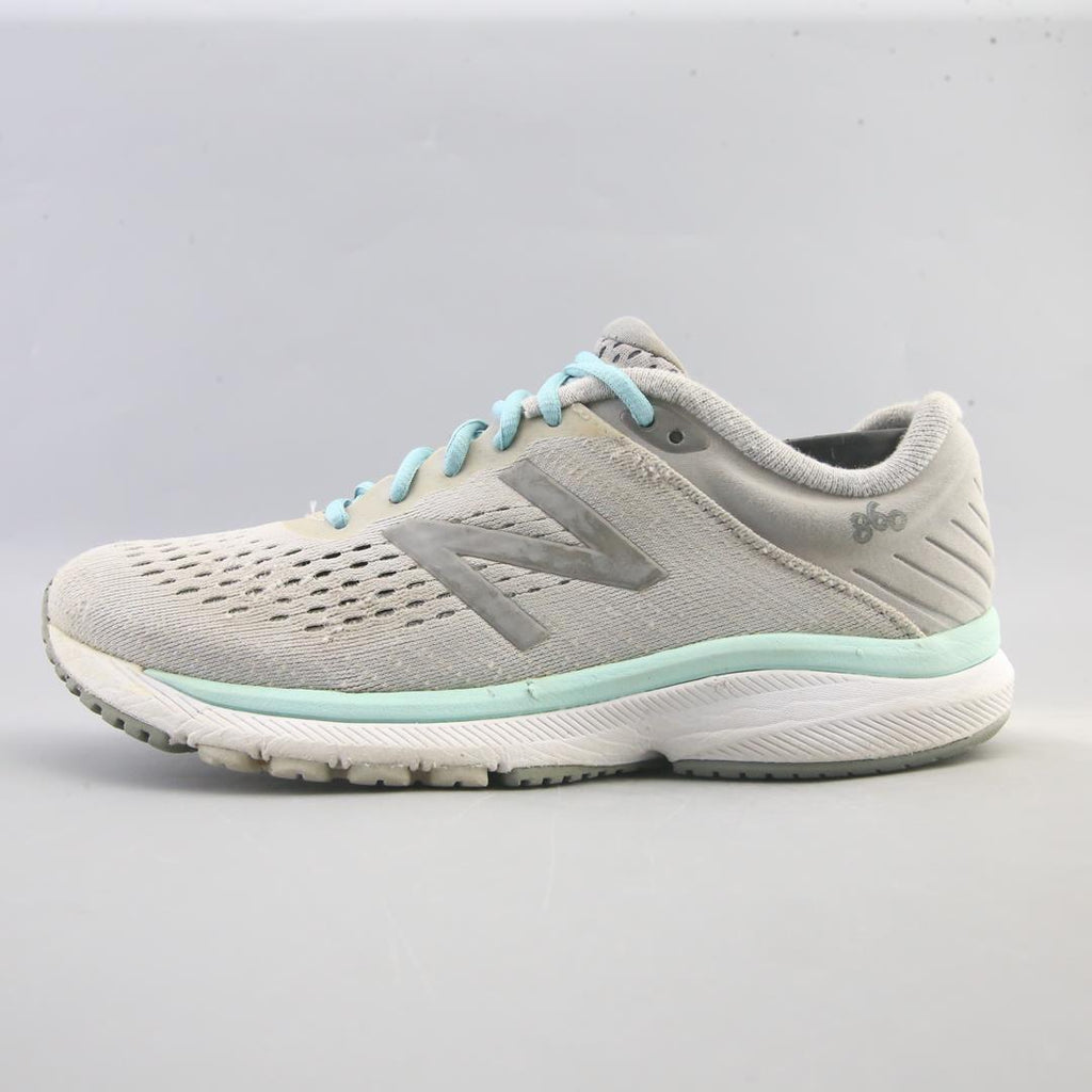 NEW BALANCE 860 V10