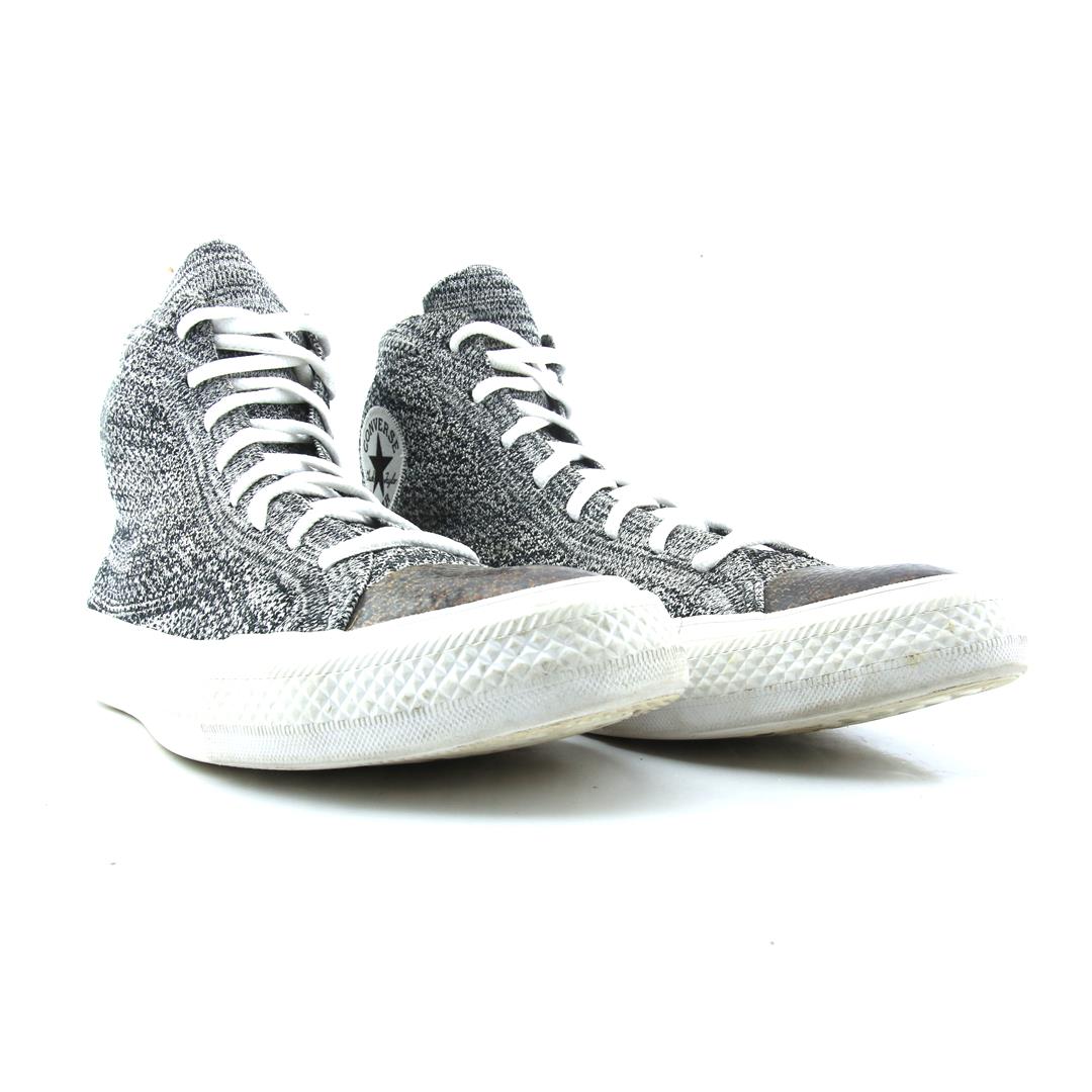 CONVERSE  X CHUCK TAYLOR ALL STAR