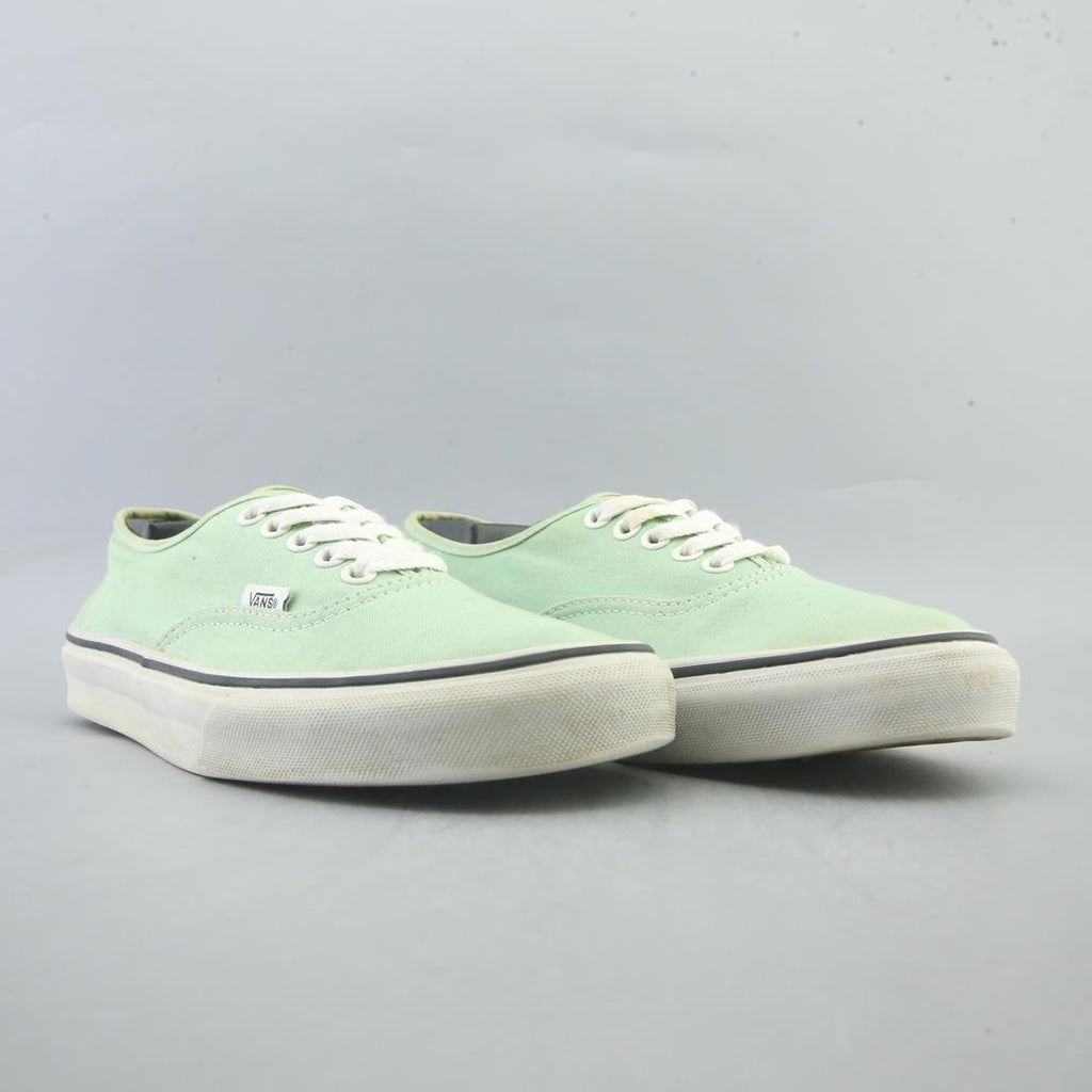 VANS AUTHENTIC