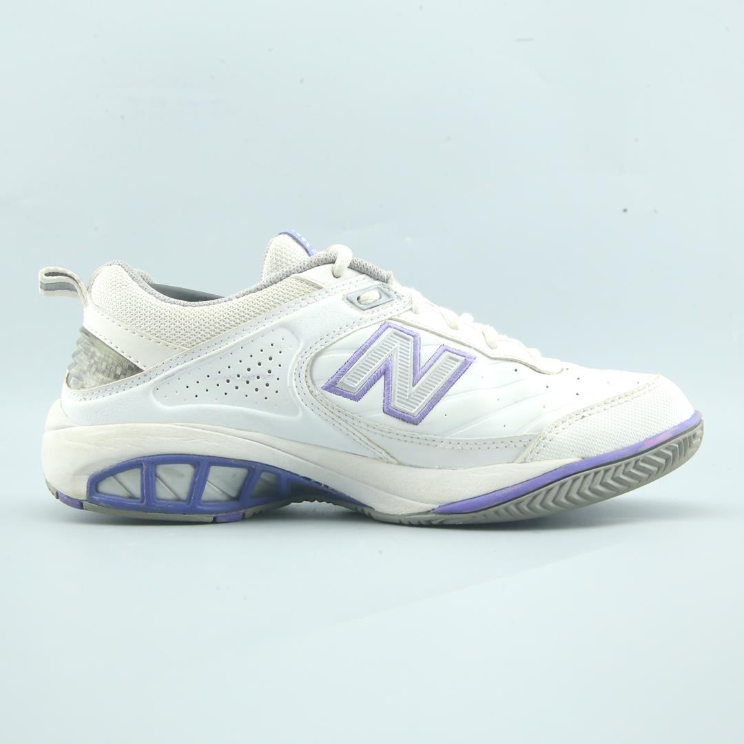 NEW BALANCE 806