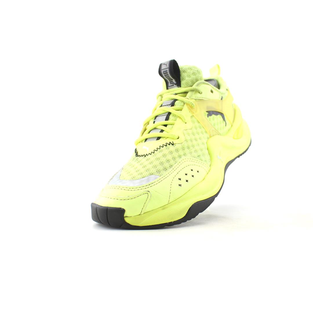 PUMA  RISE GLOW