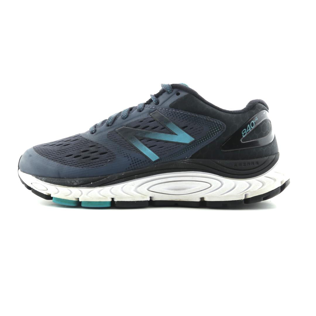 NEW BALANCE 840 V4