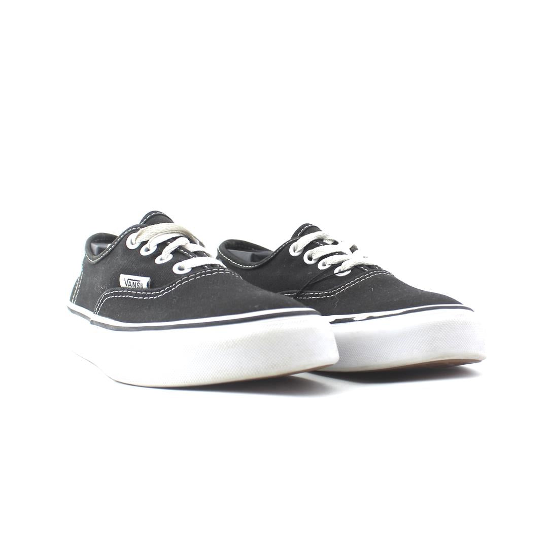 VANS AUTHENTIC
