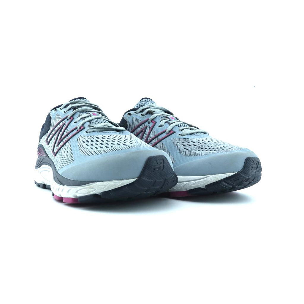 NEW BALANCE 840 V5