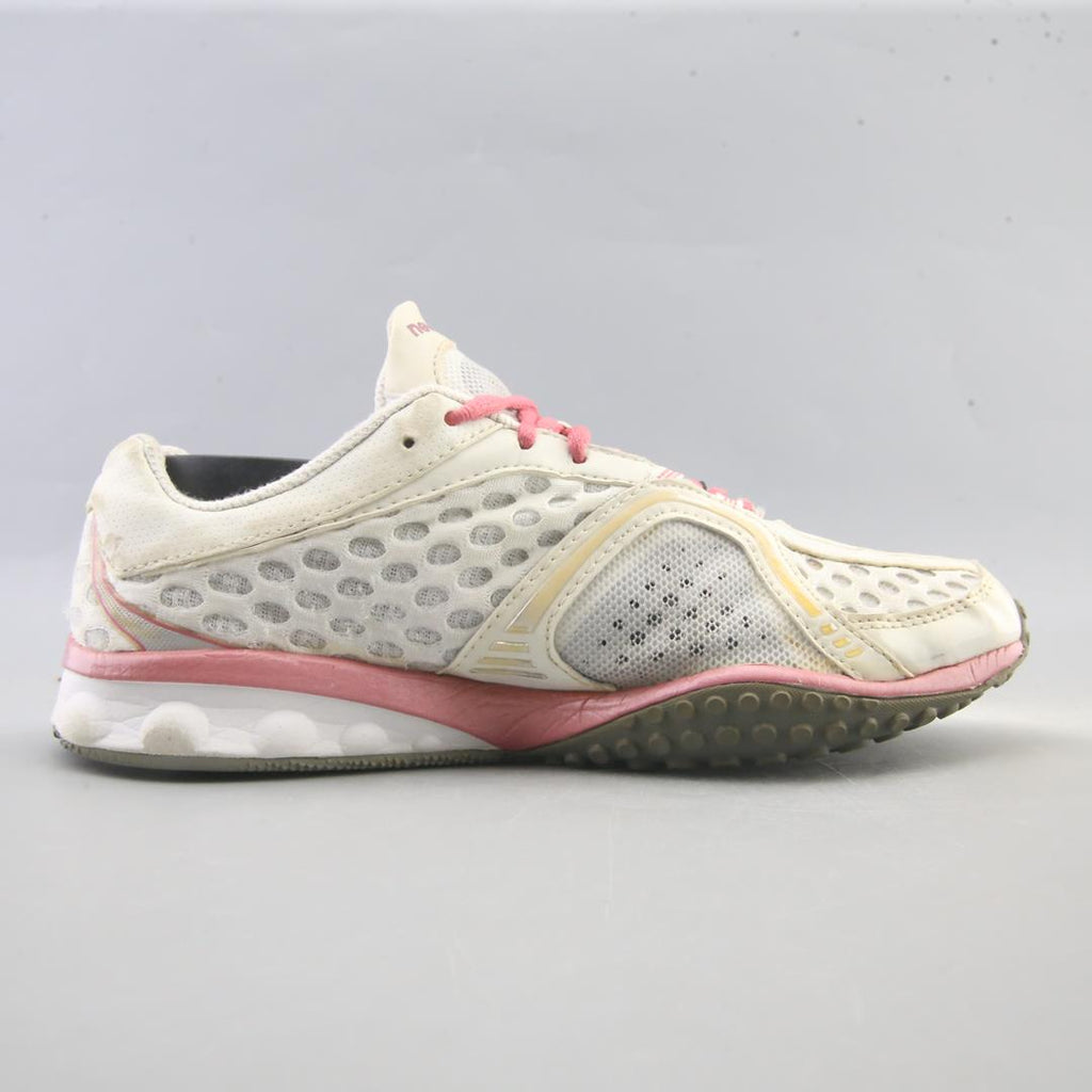 NEW BALANCE 805