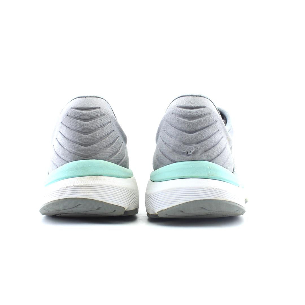 NEW BALANCE 860V10