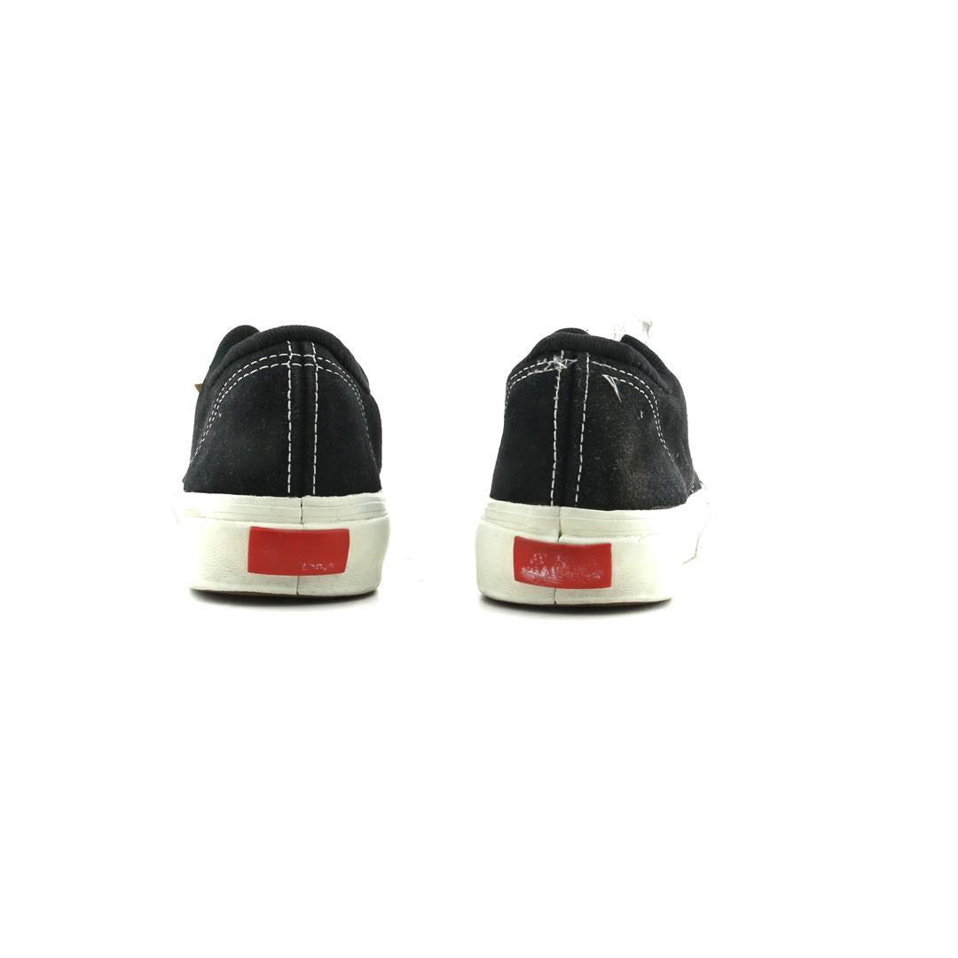 VANS OFF THE WALL