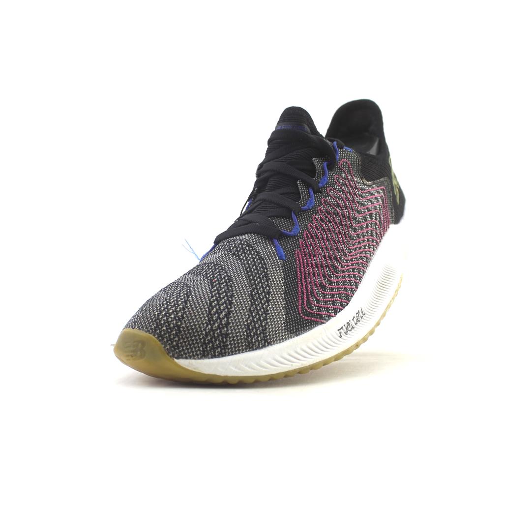 NEW BALANCE FUELCELL REBEL