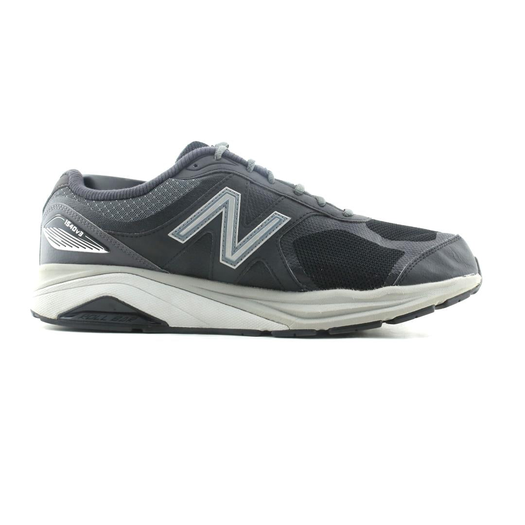NEW BALANCE 1540 V3