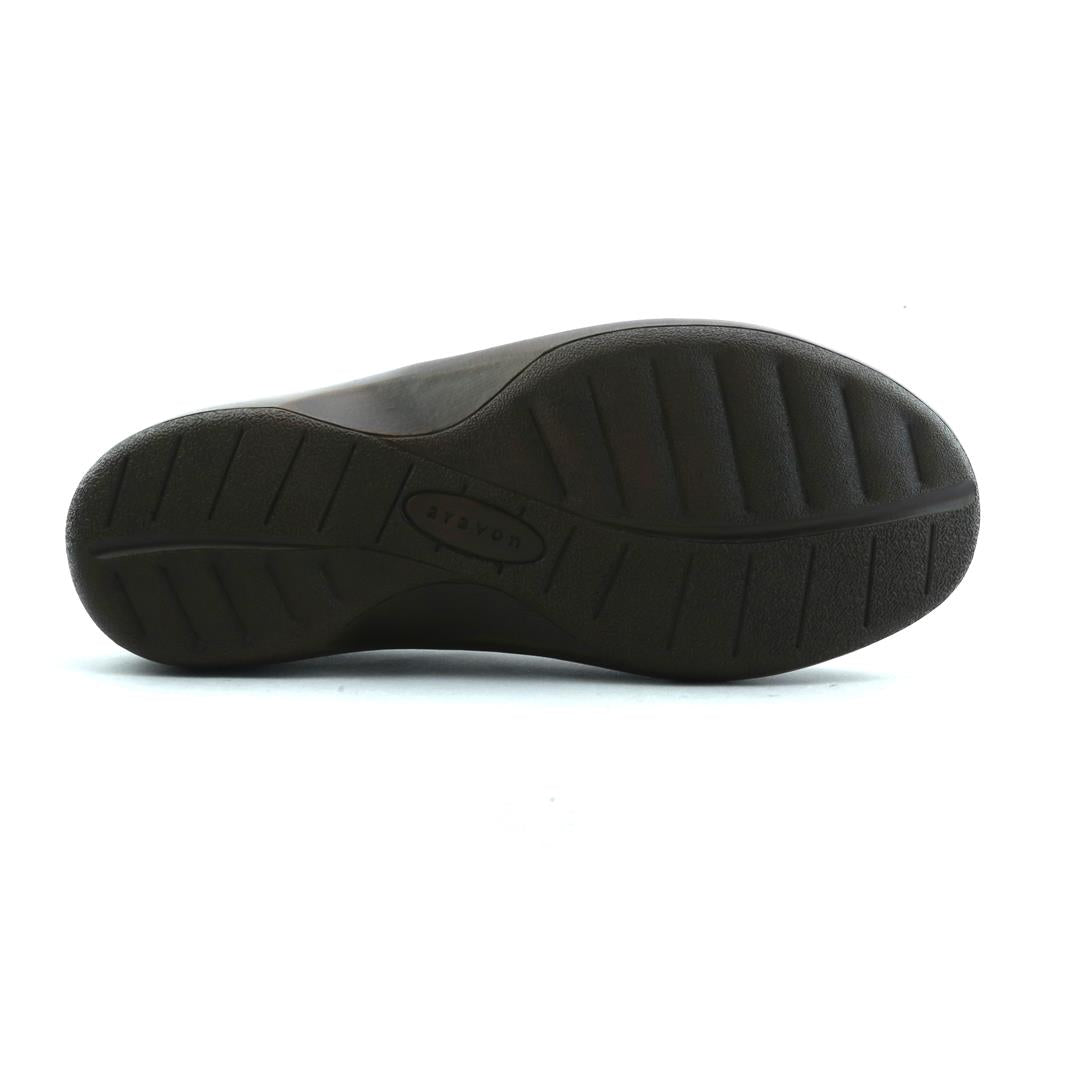 NEW BALANCE ARAVON