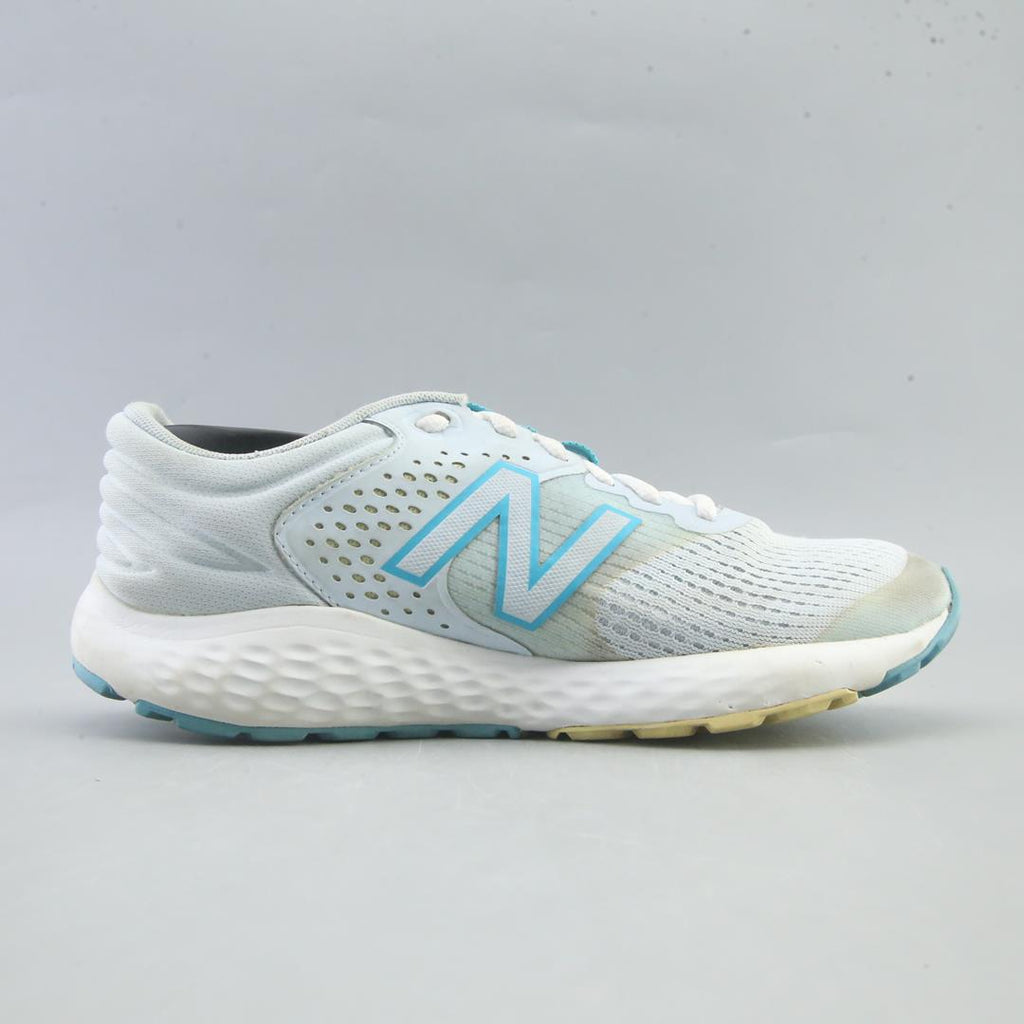 NEW BALANCE 520V7