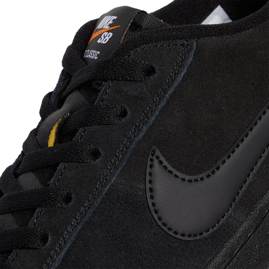 Nike SB FC Classic (Black/Vivid orange)