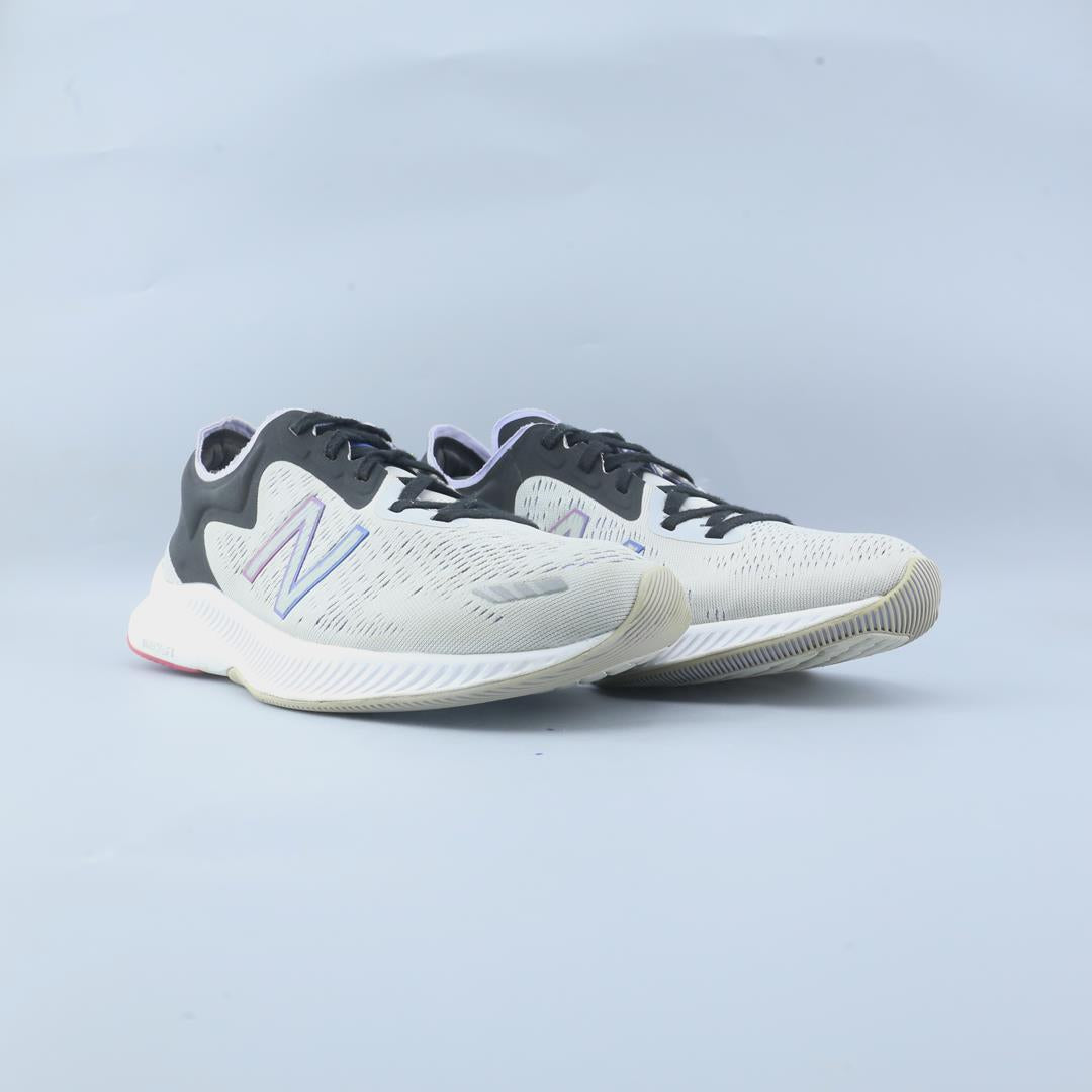 NEW BALANCE PESU V1