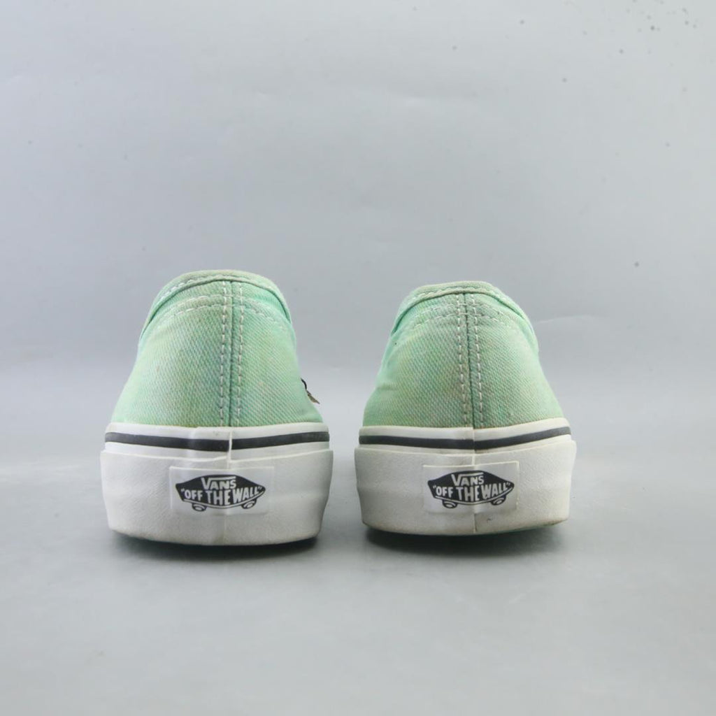VANS AUTHENTIC
