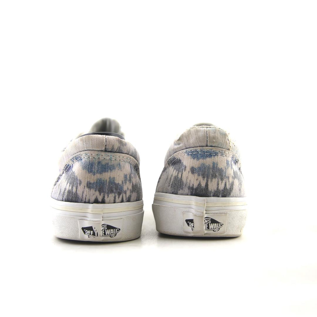 VANS AUTHENTIC