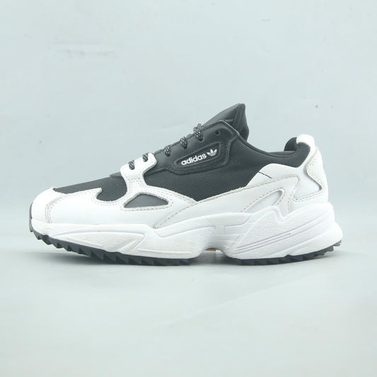 ADIDAS  FALCON