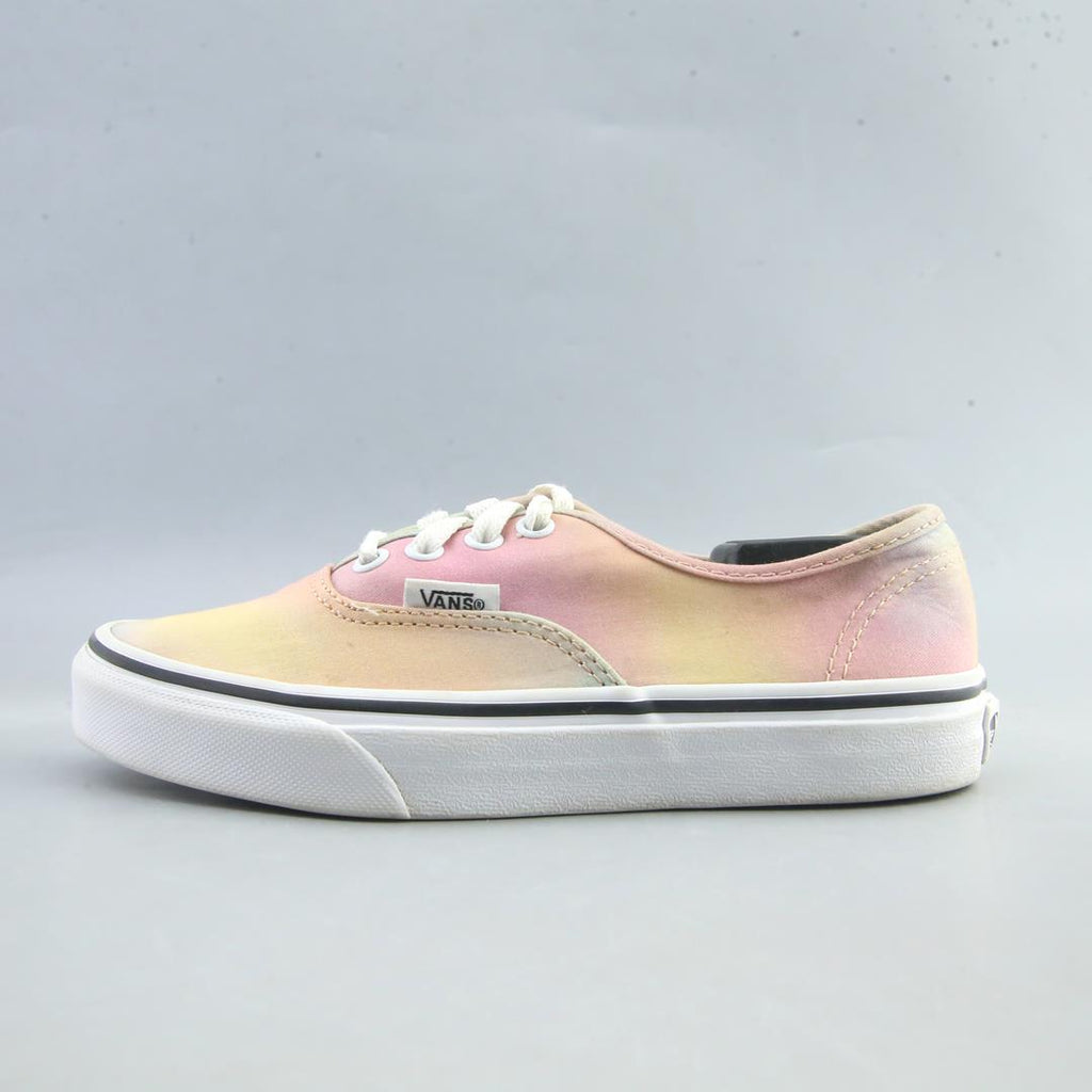 VANS AUTHENTIC