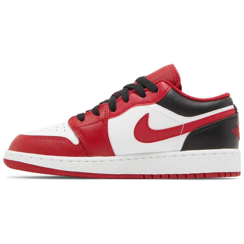 Jordan 1 Low Bulls (GS)