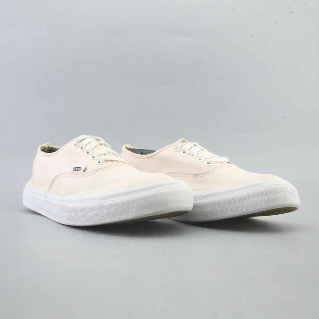 VANS AUTHENTIC