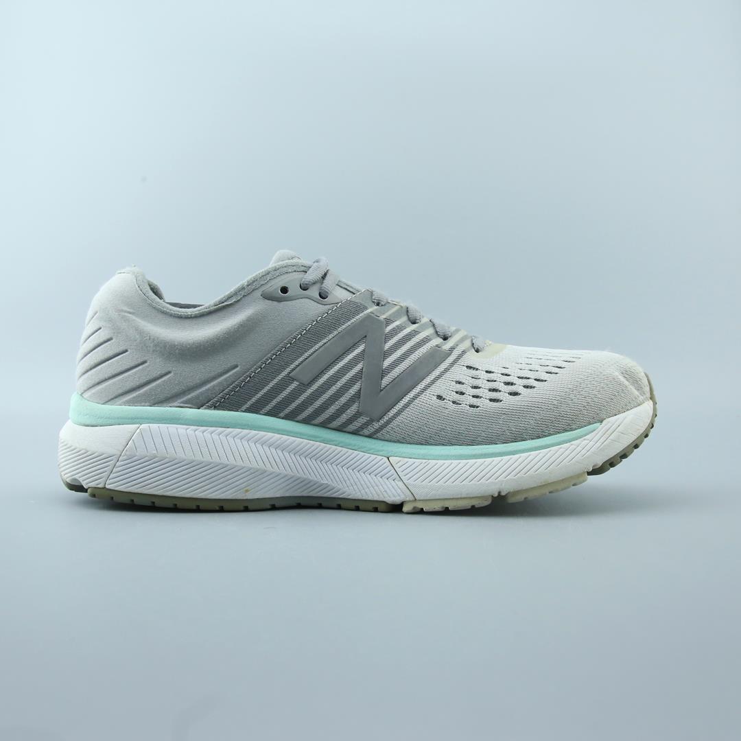 NEW BALANCE 860V10