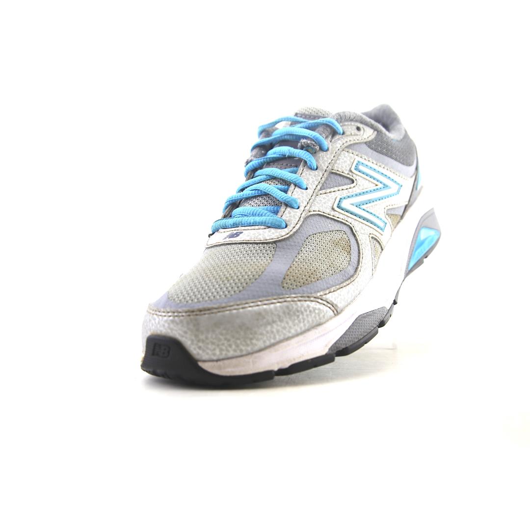 NEW BALANCE 1540V3