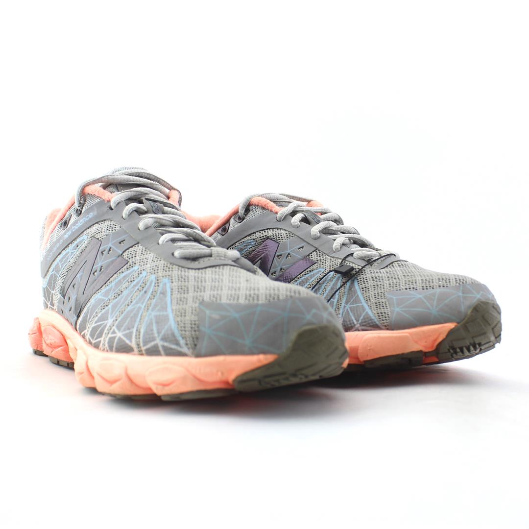 NEW BALANCE 890V4