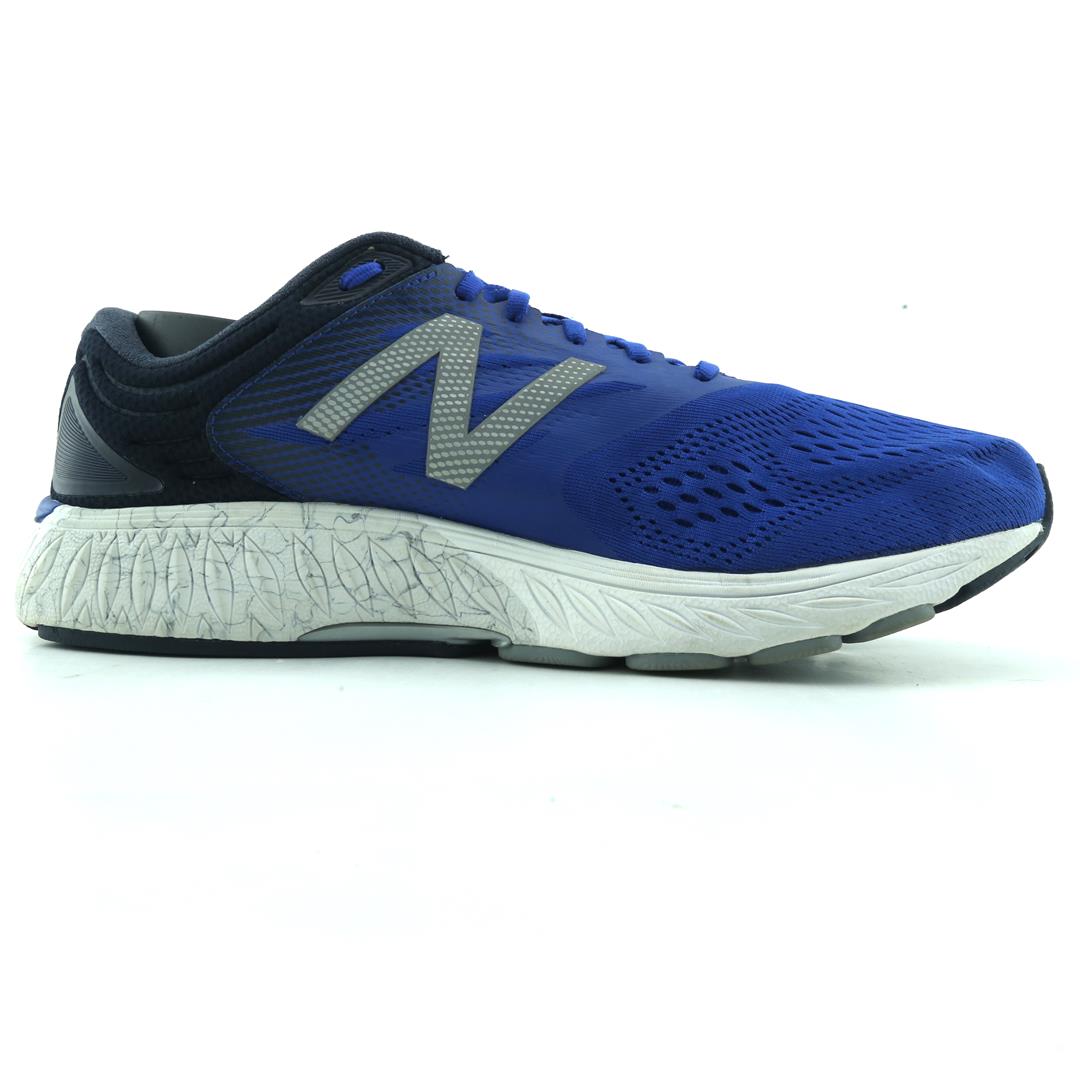 NEW BALANCE 940 V4