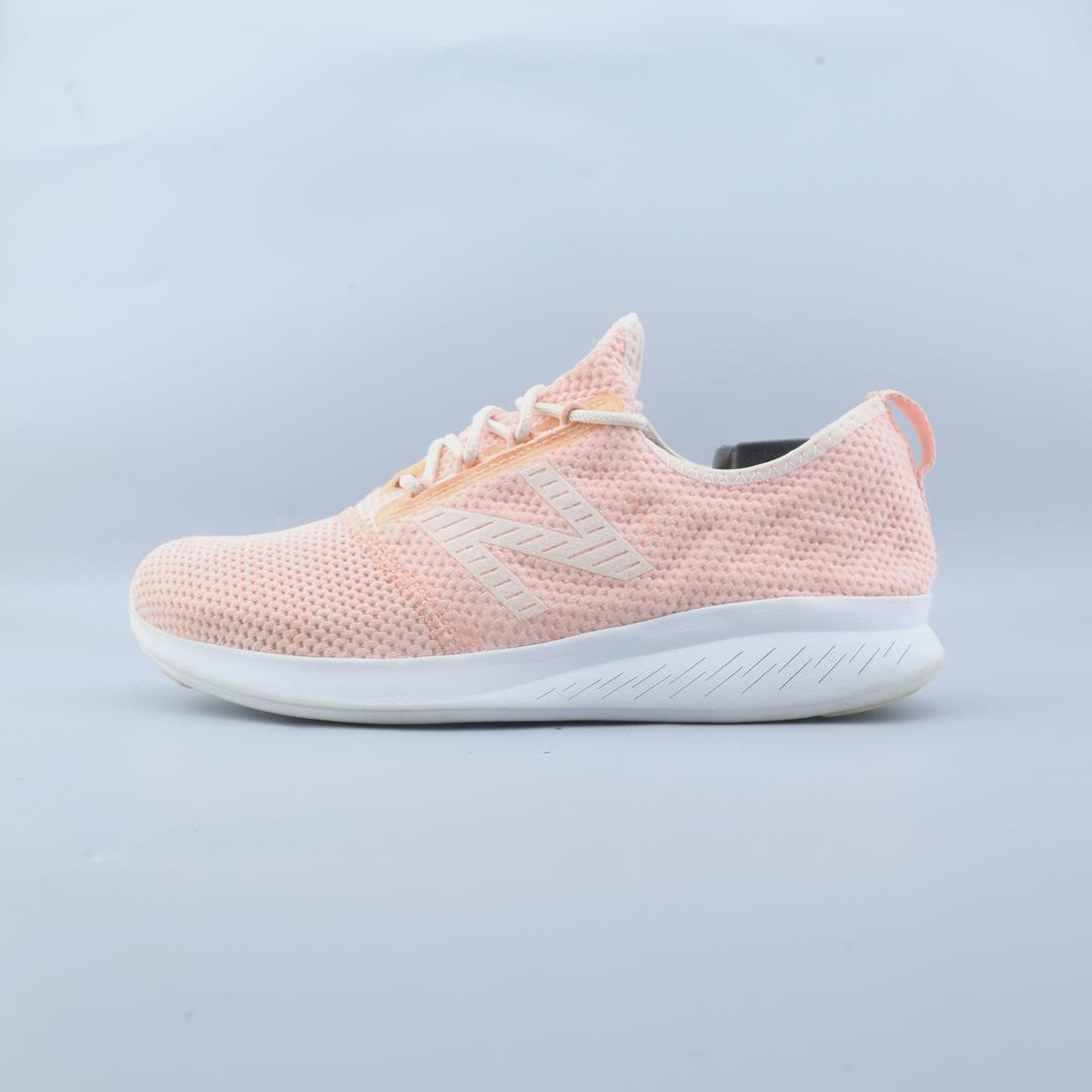 NEW BALANCE FUELCORE COAST V4