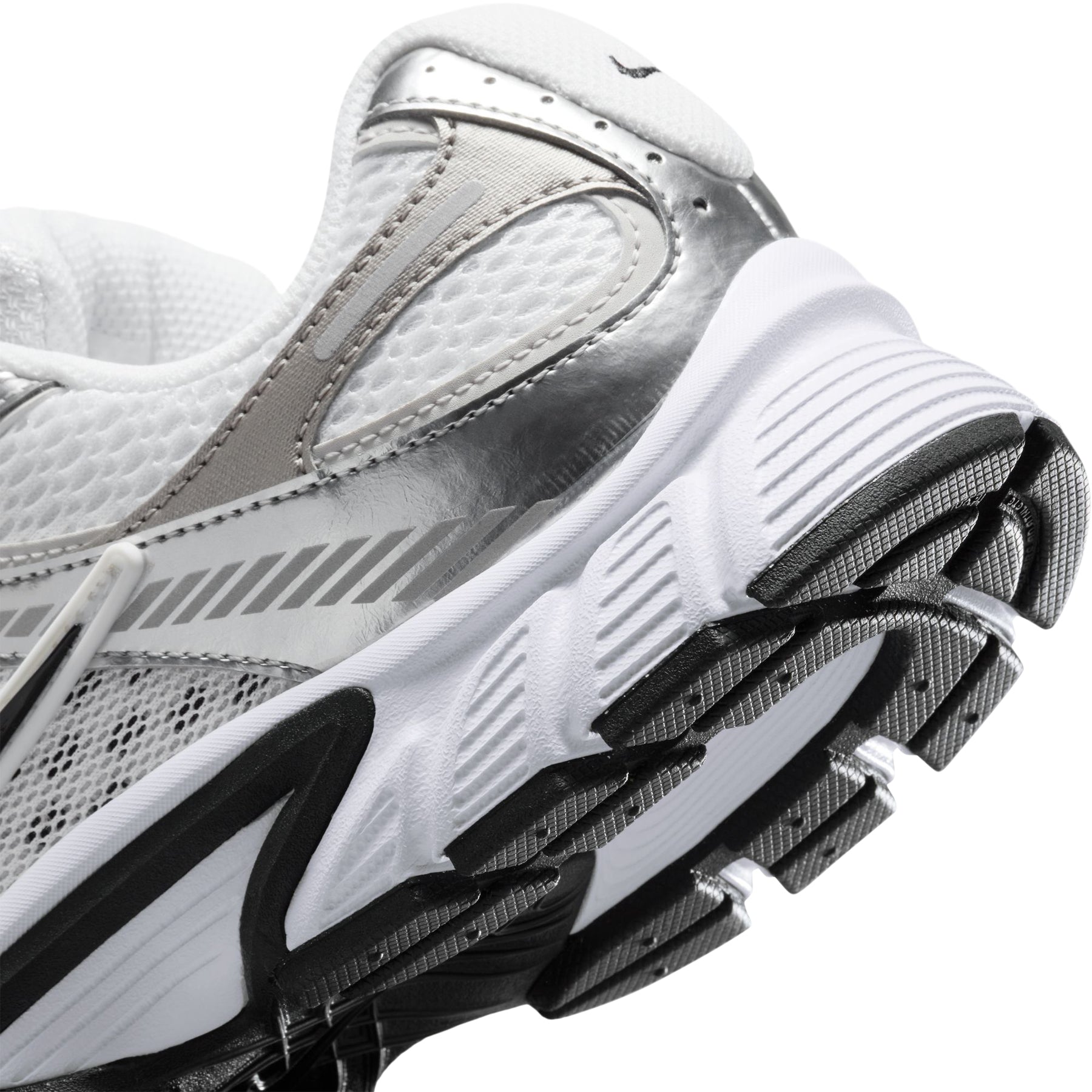 Nike V5 RNR (White/Black-Vast Grey-Metallic Silver)
