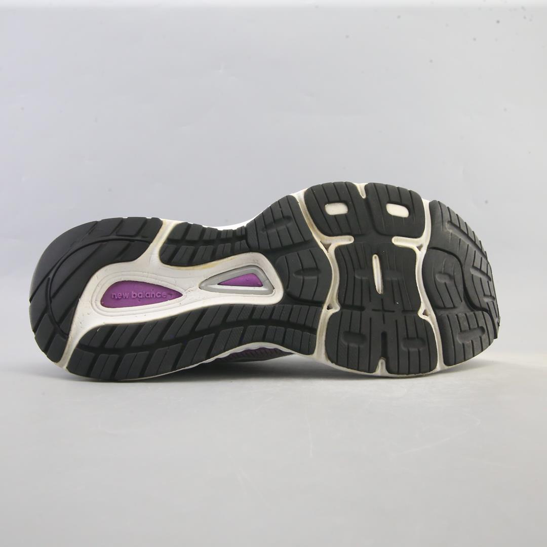 NEW BALANCE 880V9