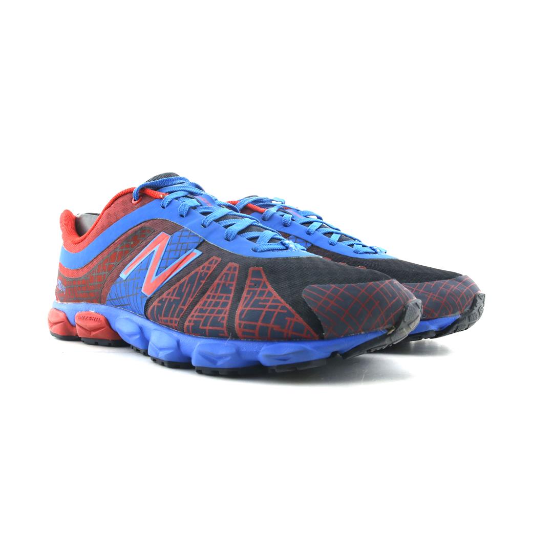 NEW BALANCE 890V1