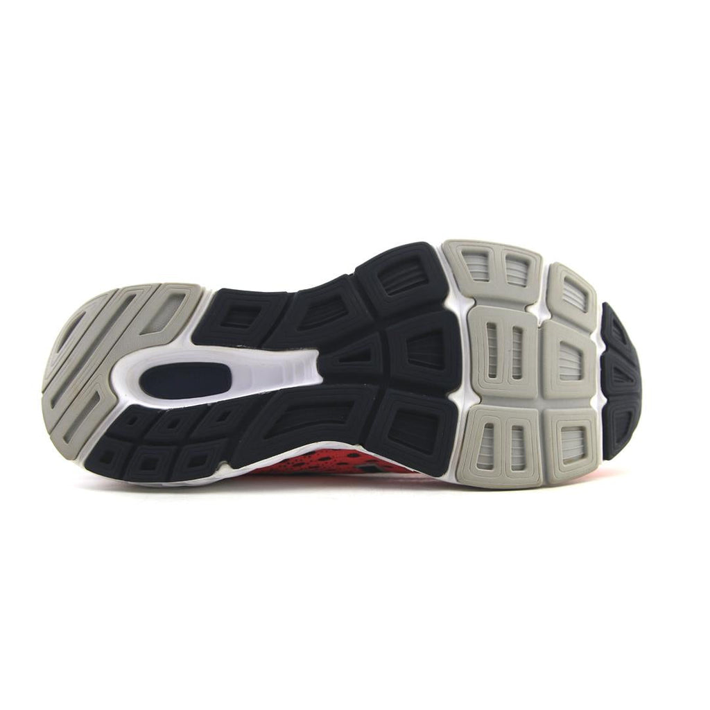 NEW BALANCE 680V6