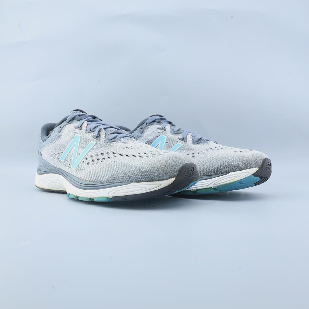 NEW BALANCE VAYGO V3