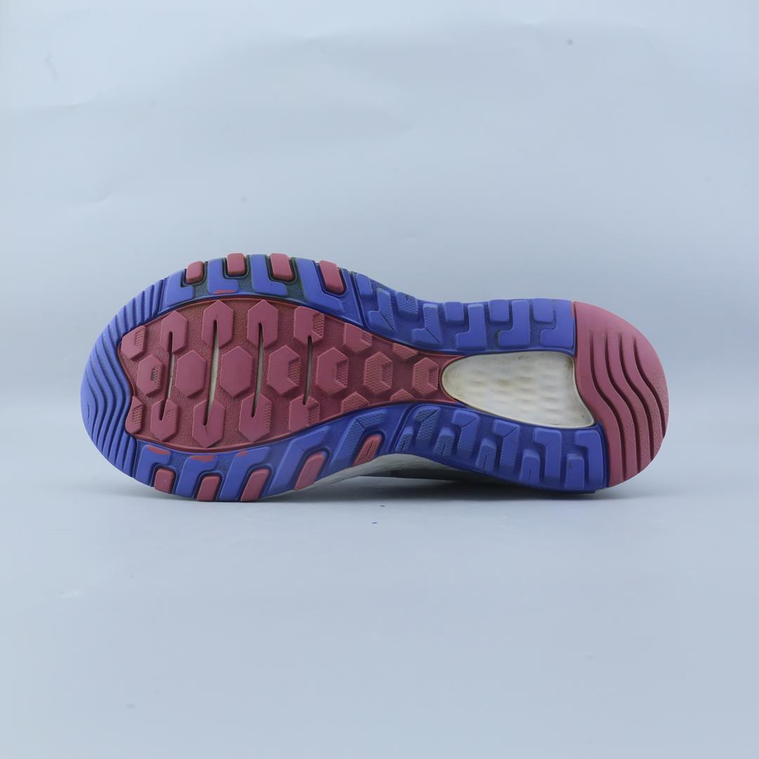 NEW BALANCE 410 V8