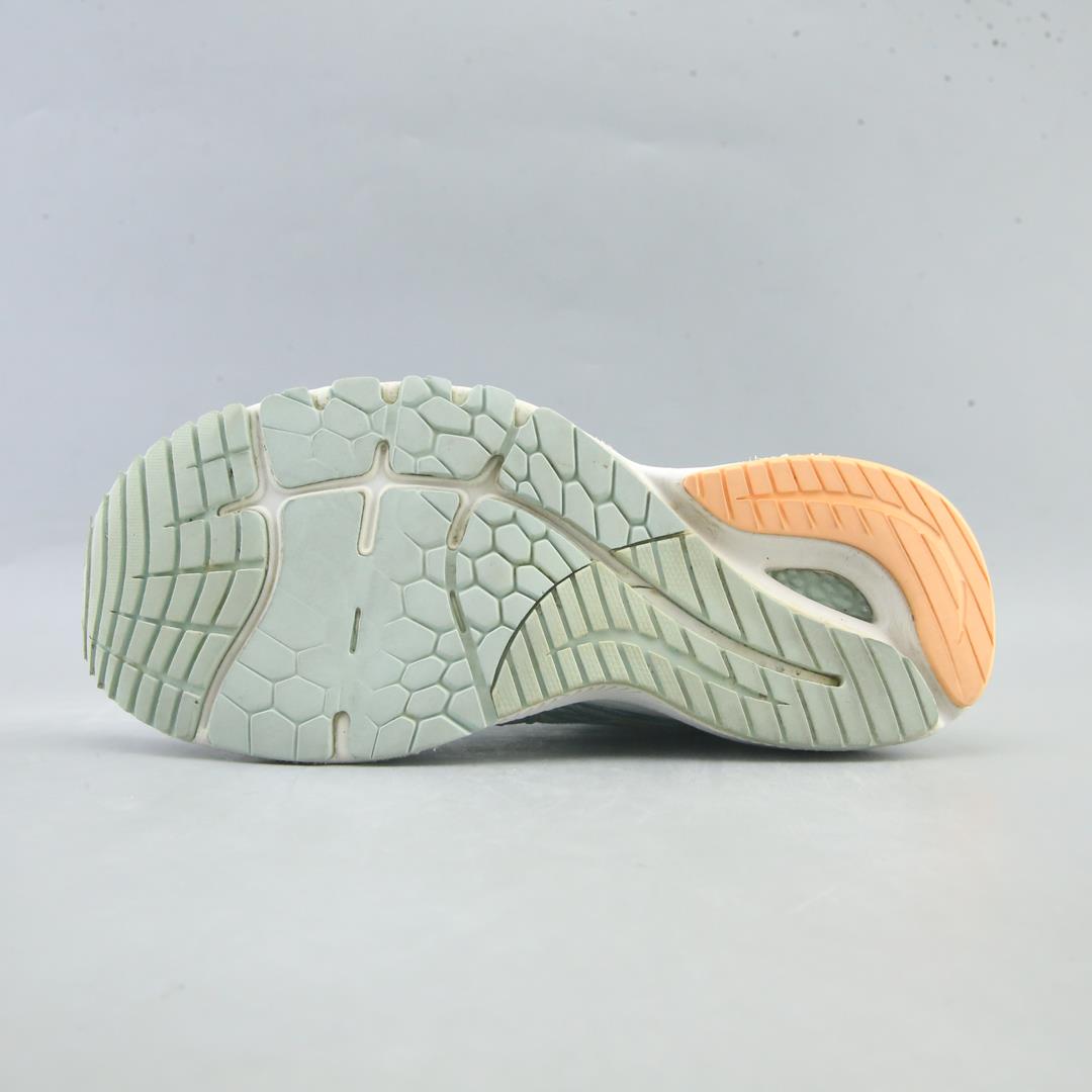 NEW BALANCE FRESH FOAM X 860V12