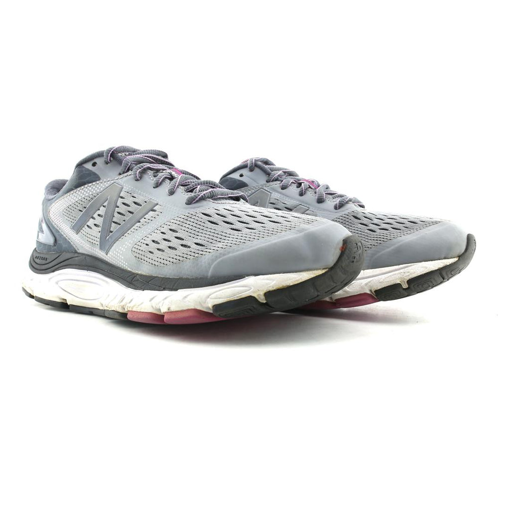 NEW BALANCE 840V4
