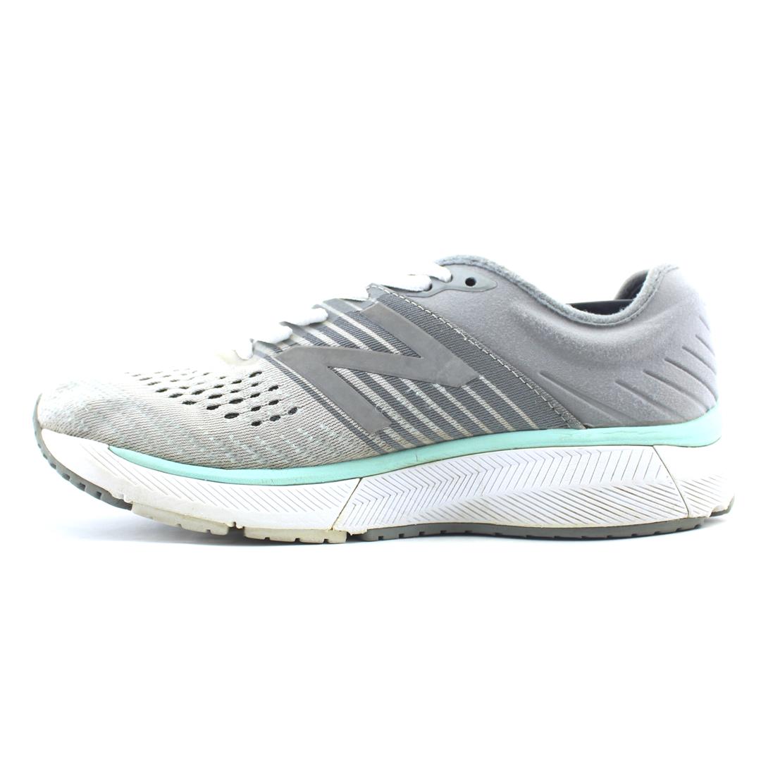 NEW BALANCE 860V10