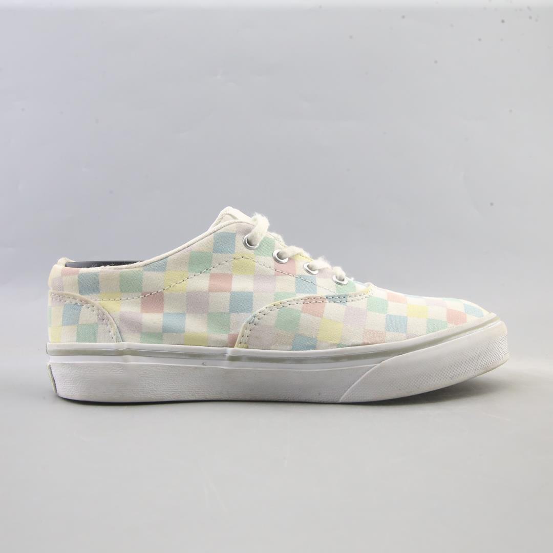 VANS AUTHENTIC