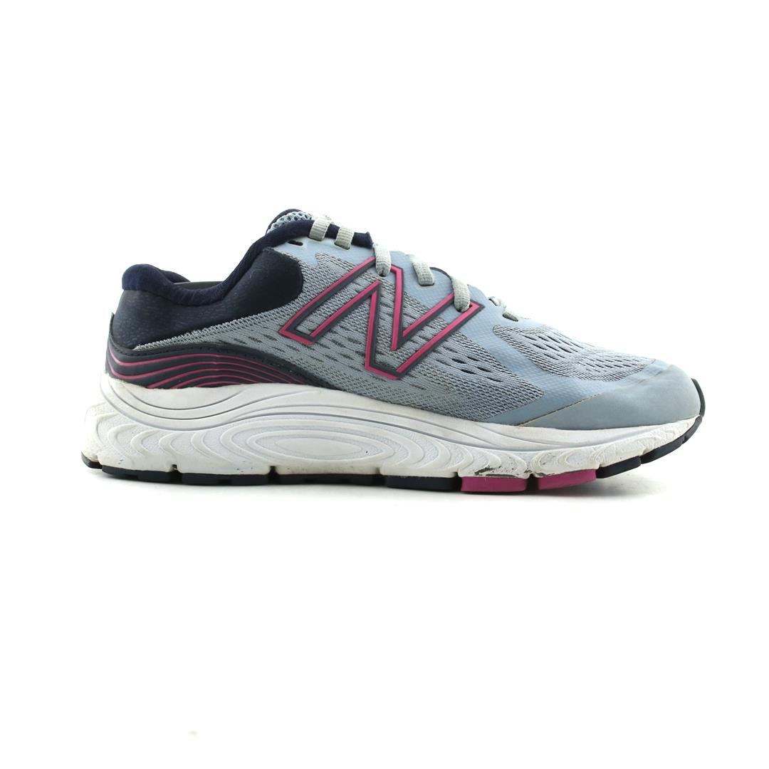 NEW BALANCE 840V5