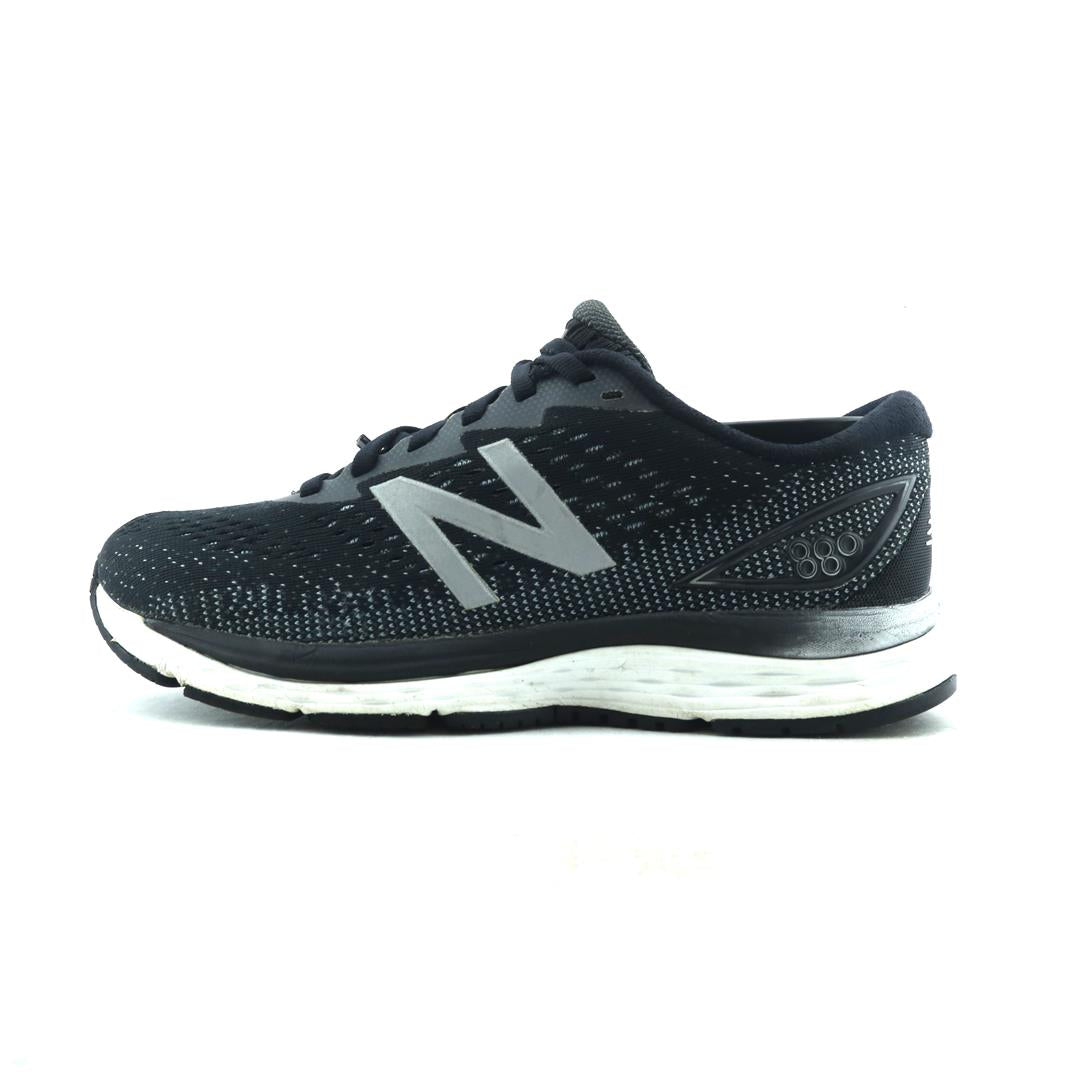 NEW BALANCE 880V9