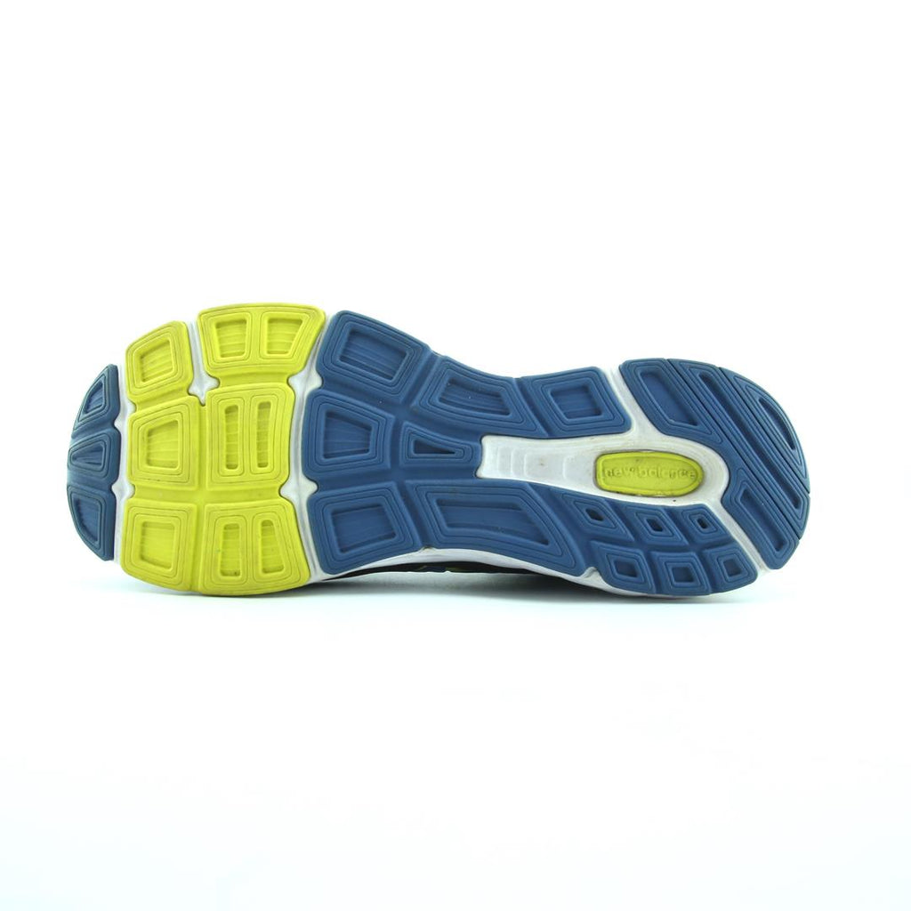NEW BALANCE 680V6