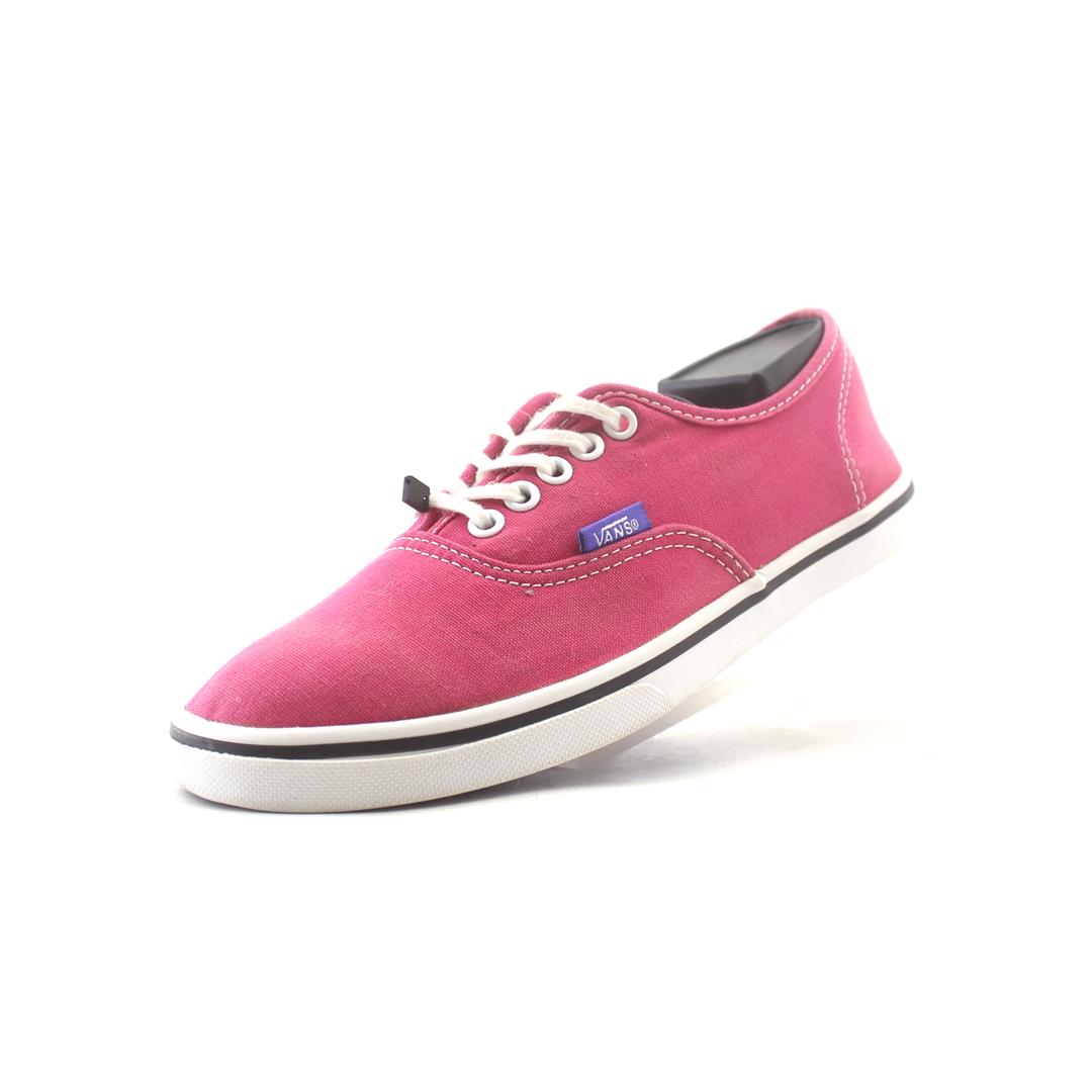 VANS AUTHENTIC